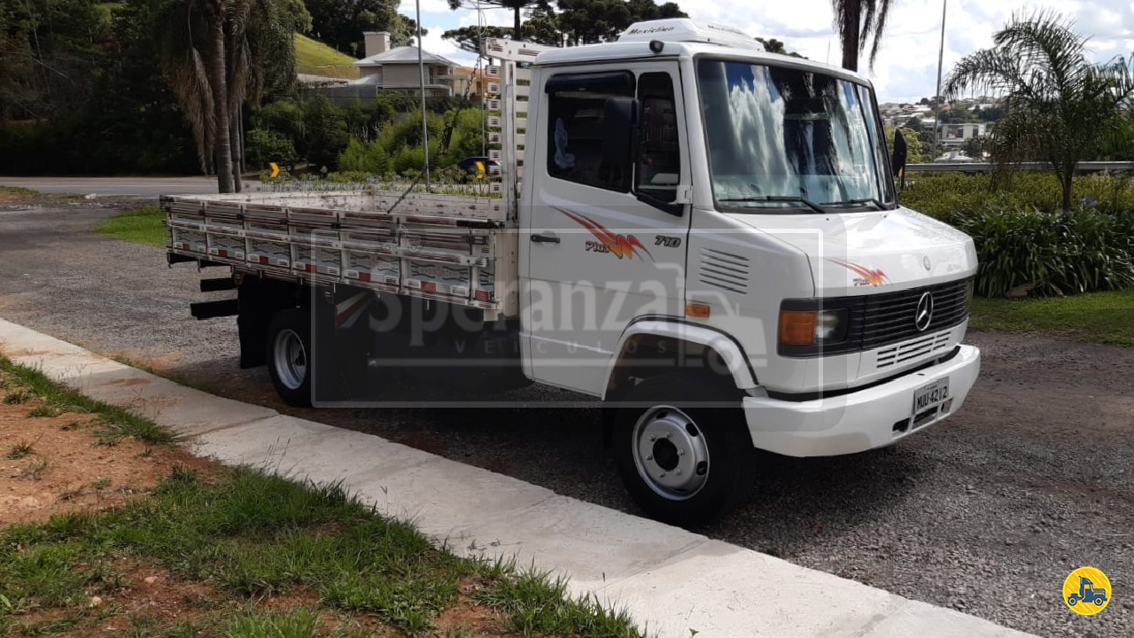 CAMINHAO MERCEDES-BENZ MB 710 Grade Baixa 3/4 4x2 Speranza Caminhões GARIBALDI RIO GRANDE DO SUL RS